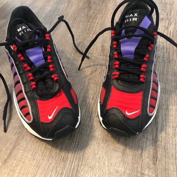 Nike Max - Picture 3 of 4